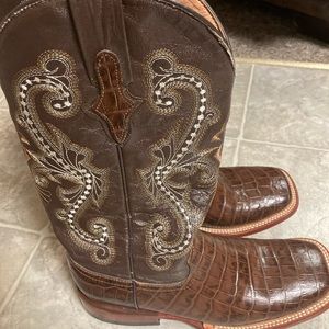 Ferrini Chocolate Alligator Square Toe Boots
